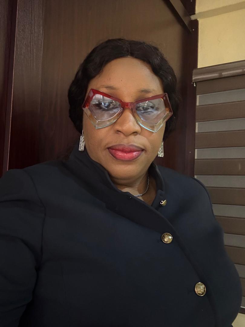 Dir of Admin, Mrs Florence Pix